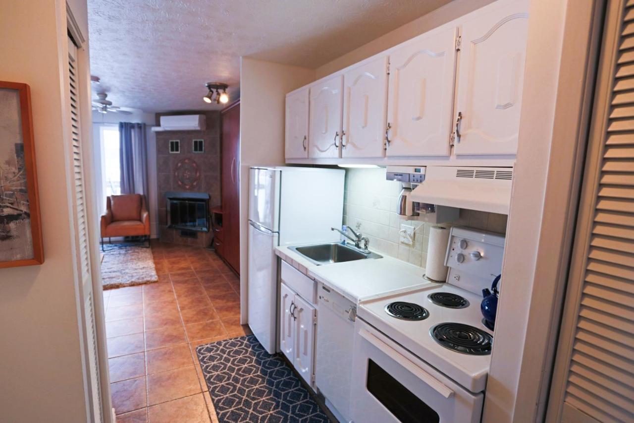 Magog Waterfront Condo 外观 照片