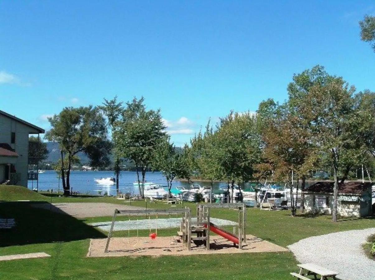 Magog Waterfront Condo 外观 照片