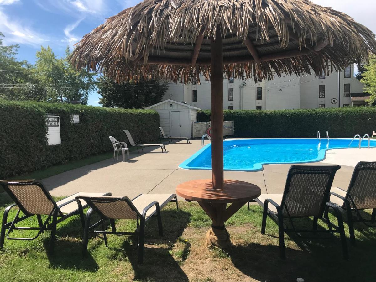 Magog Waterfront Condo 外观 照片
